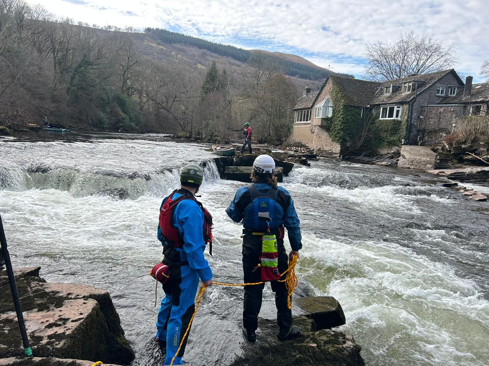 Paddle UK White Water Safety Course