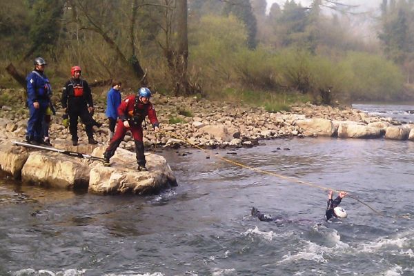 British Canoeing Whitewater Safety and Rescue Course